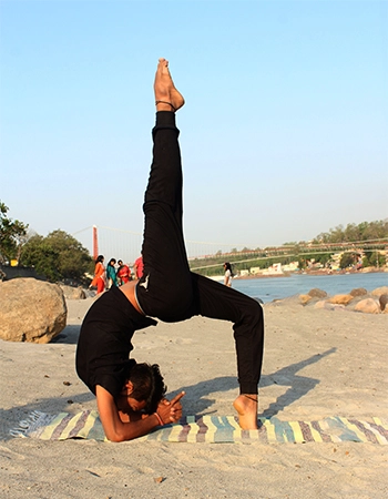 yoga-retreat-rishikesh